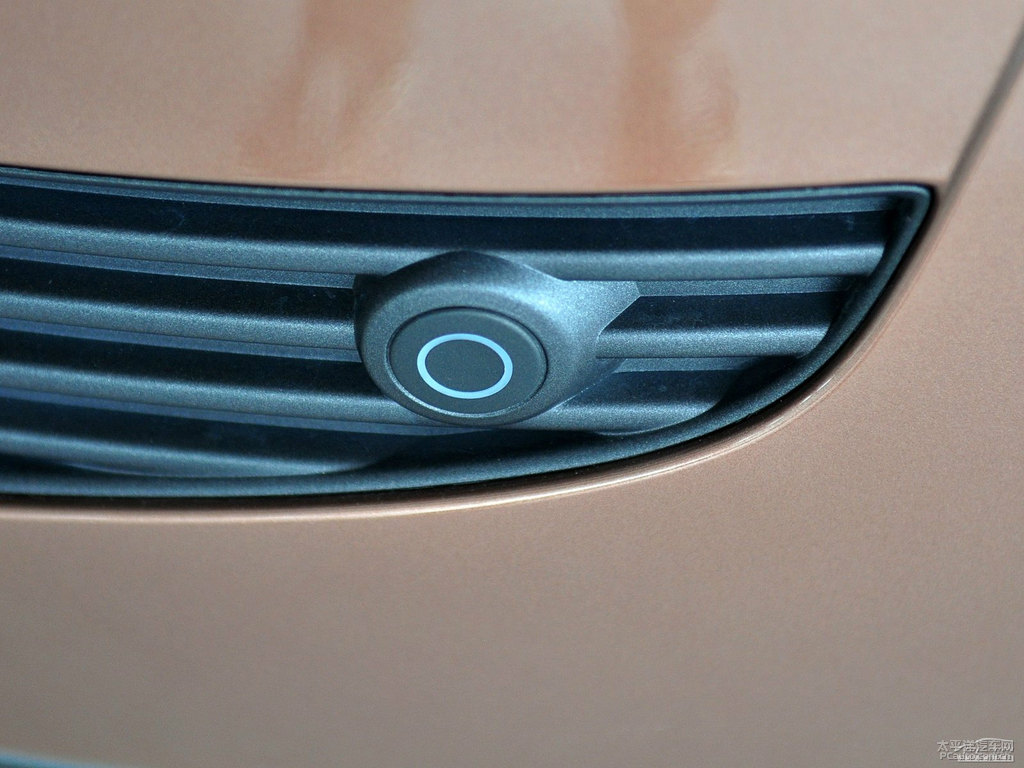 Kȼ{ǽݴ7 SUV^DƬ