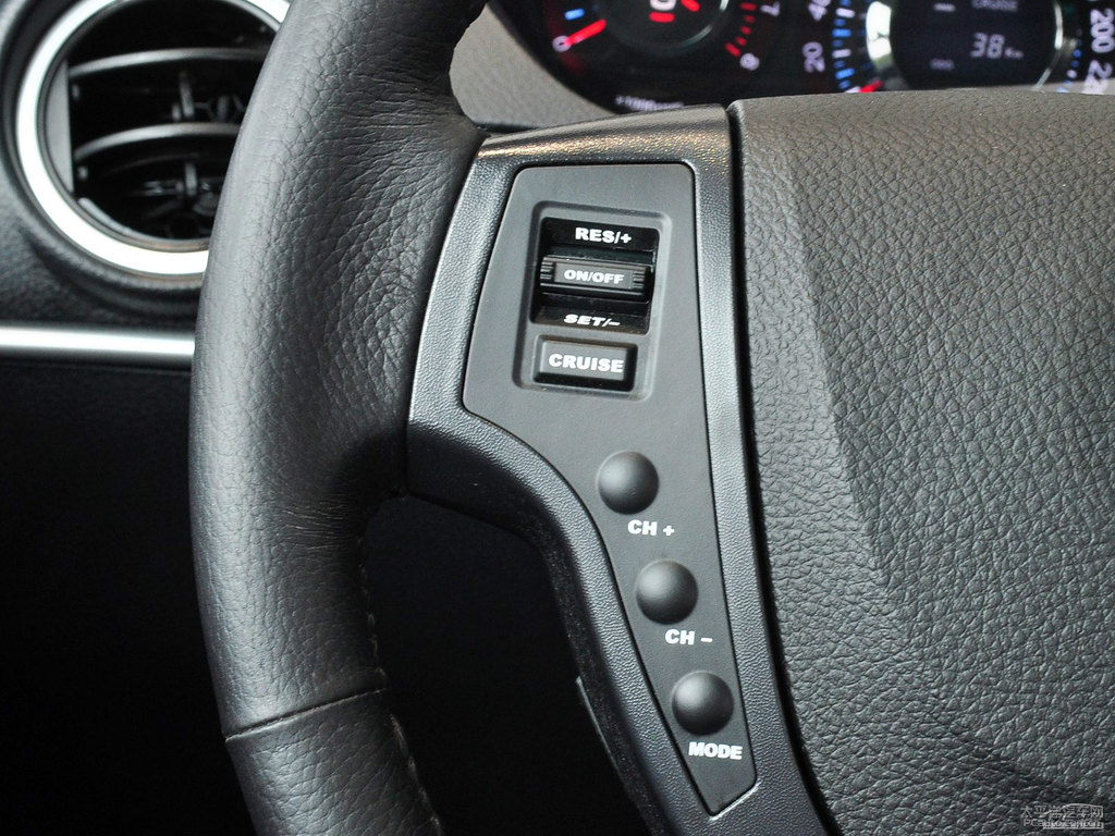 Kȼ{ǽݴ7 SUV(ni)DƬ