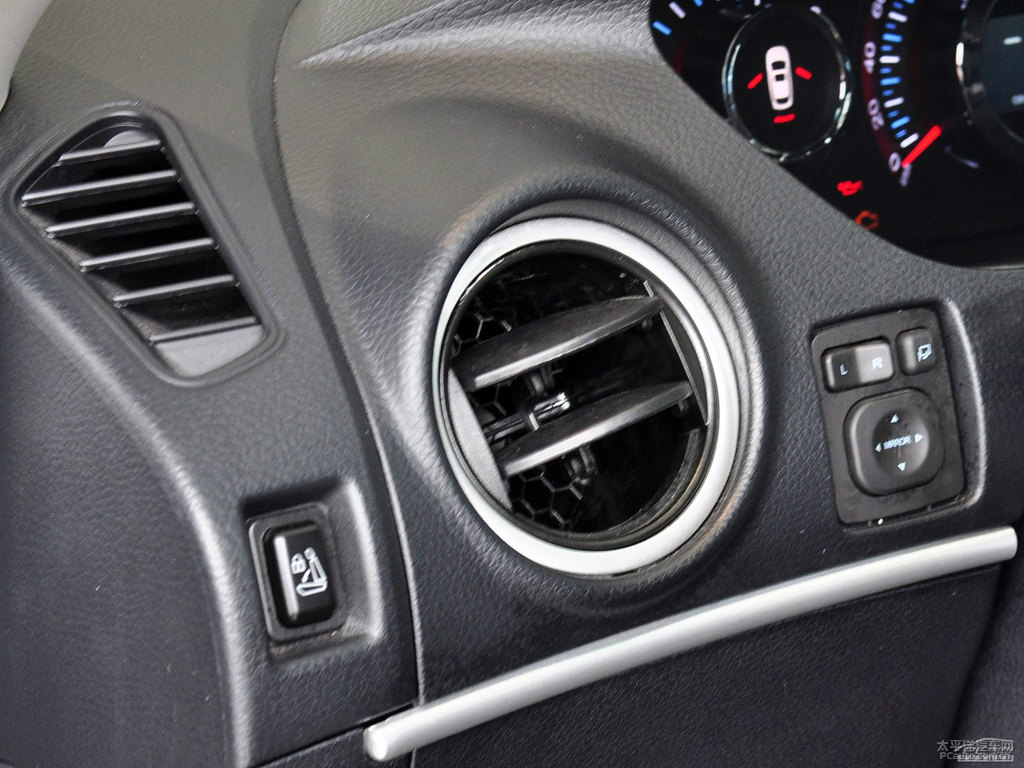 Kȼ{ǽݴ7 SUVDƬ