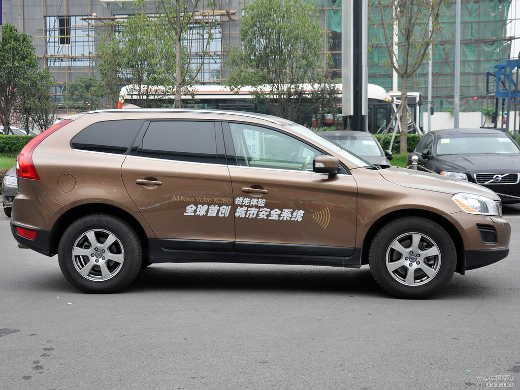 ɫ֠XC60(M(jn))^DƬ