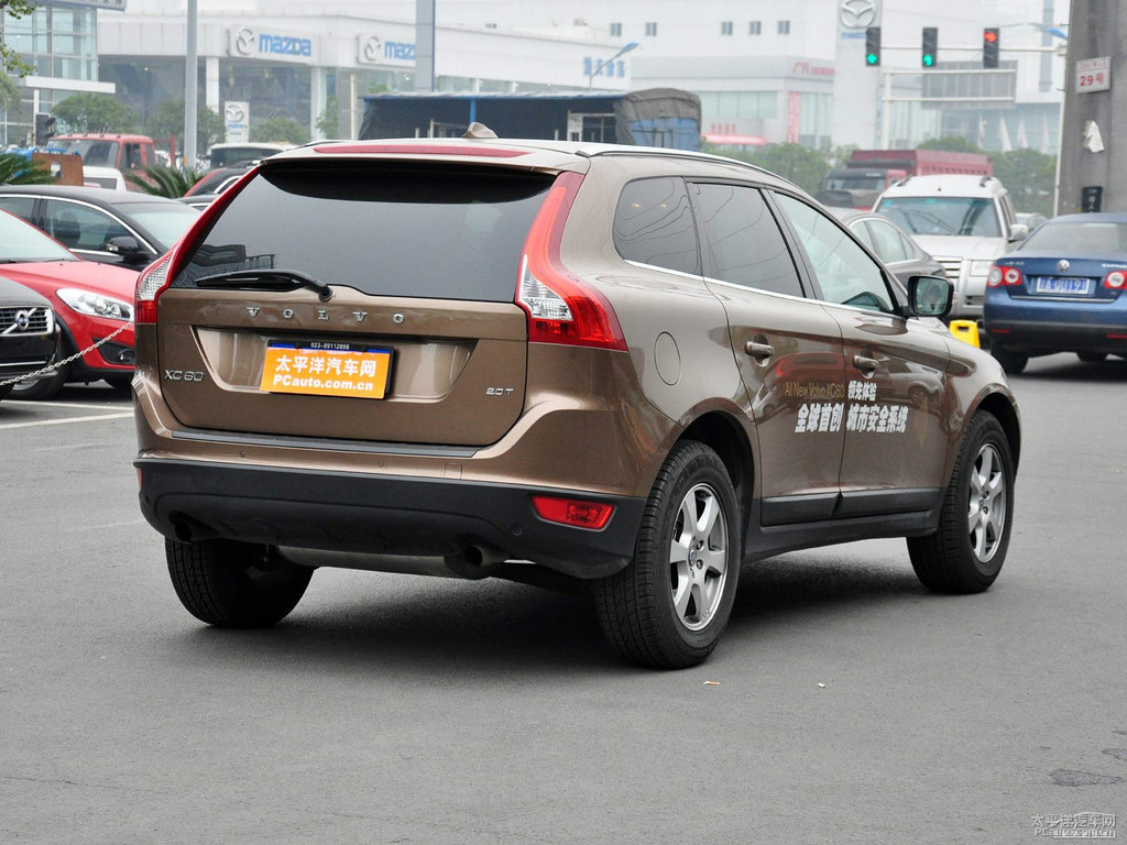 ɫ֠XC60(M)^DƬ