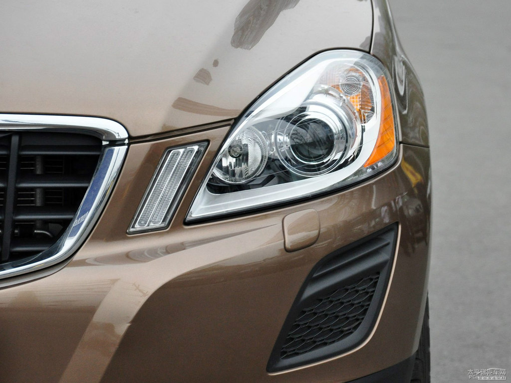 ɫ֠XC60(M(jn))^DƬ