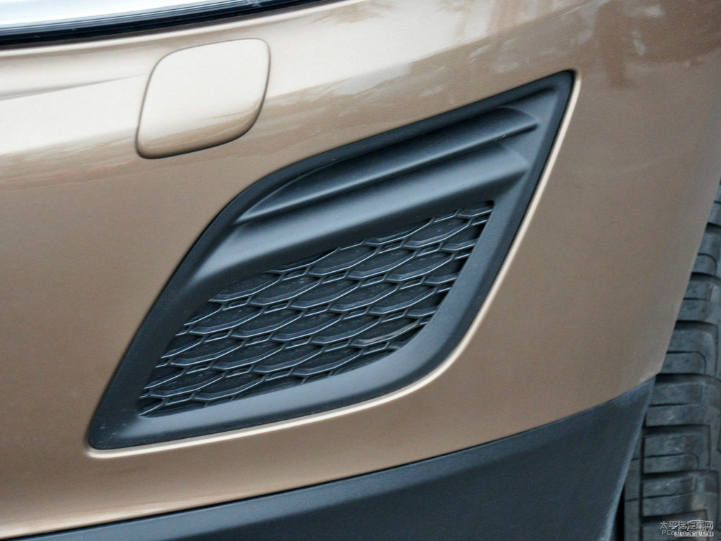 ɫ֠XC60(M)^DƬ