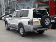 2011 V73 3.0L GLX AT