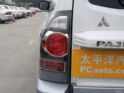 2011 V73 3.0L GLX AT