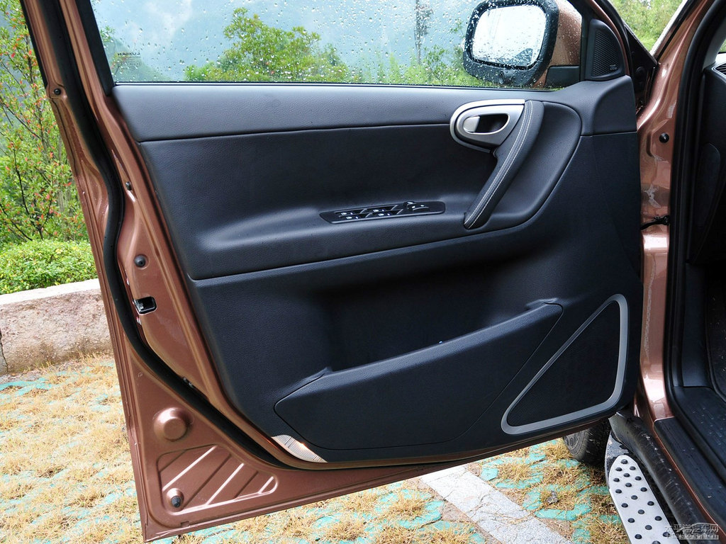 Kȼ{ǽݴ7 SUV(ni)DƬ