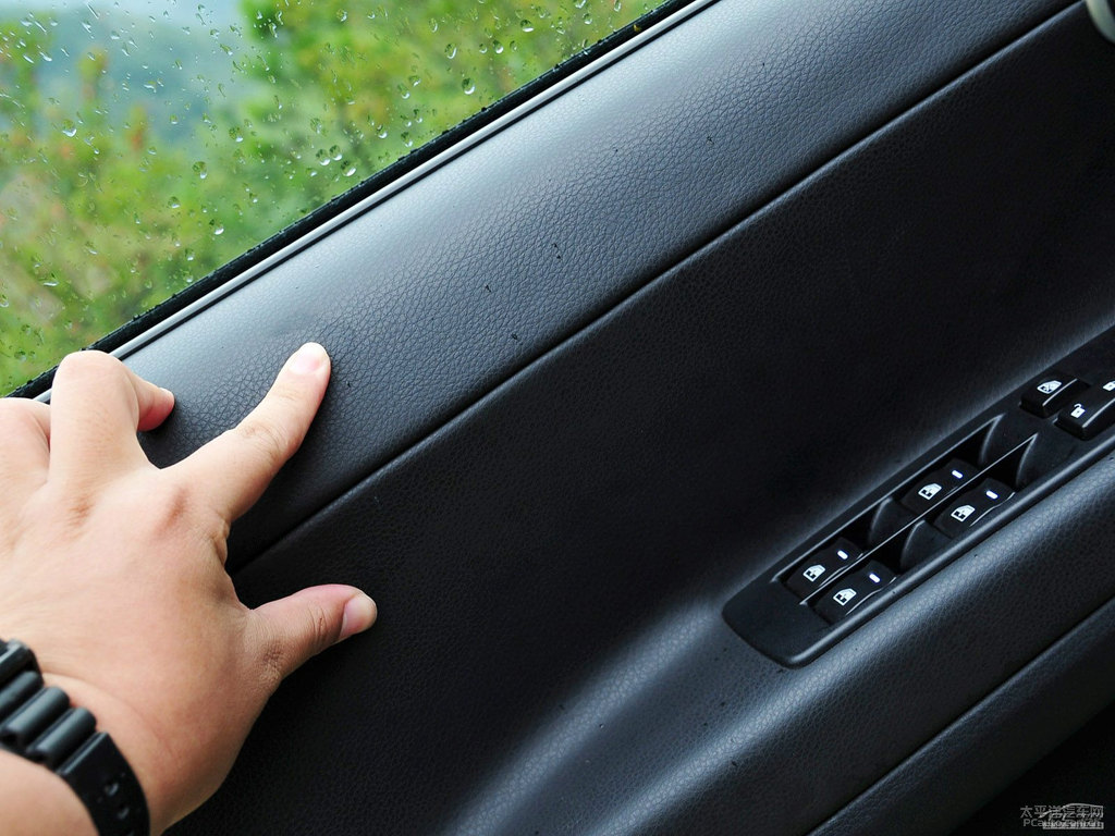 Kȼ{ǽݴ7 SUV(ni)DƬ