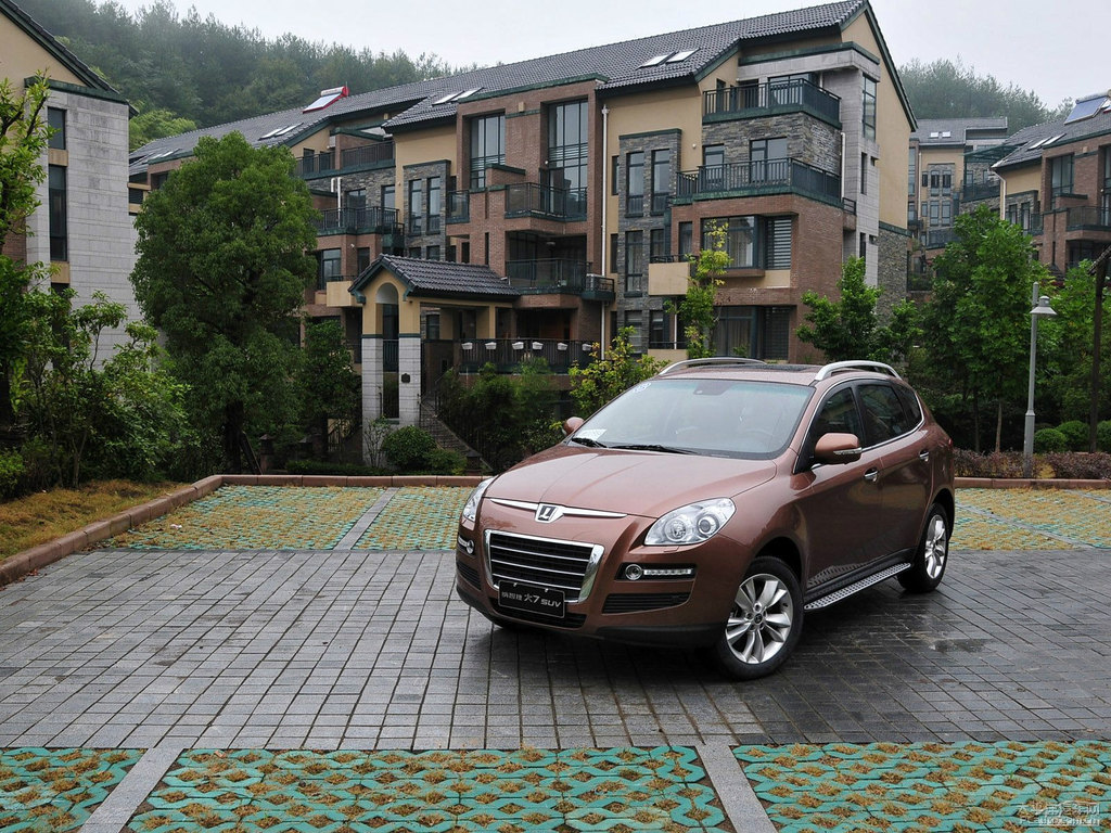 Kȼ{ǽݴ7 SUV^DƬ