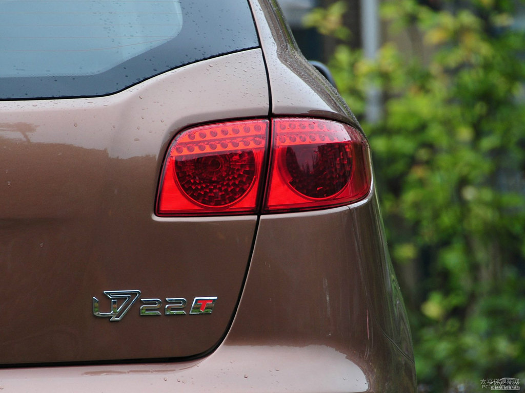 Kȼ{ǽݴ7 SUV^DƬ