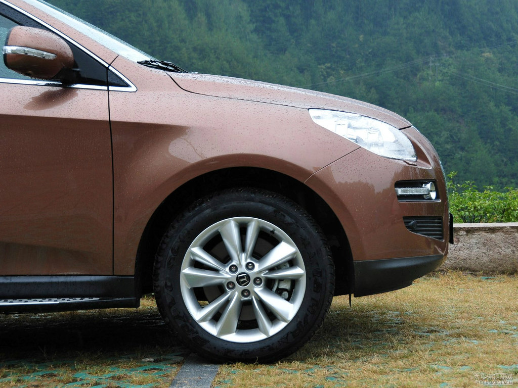 Kȼ{ǽݴ7 SUV^DƬ