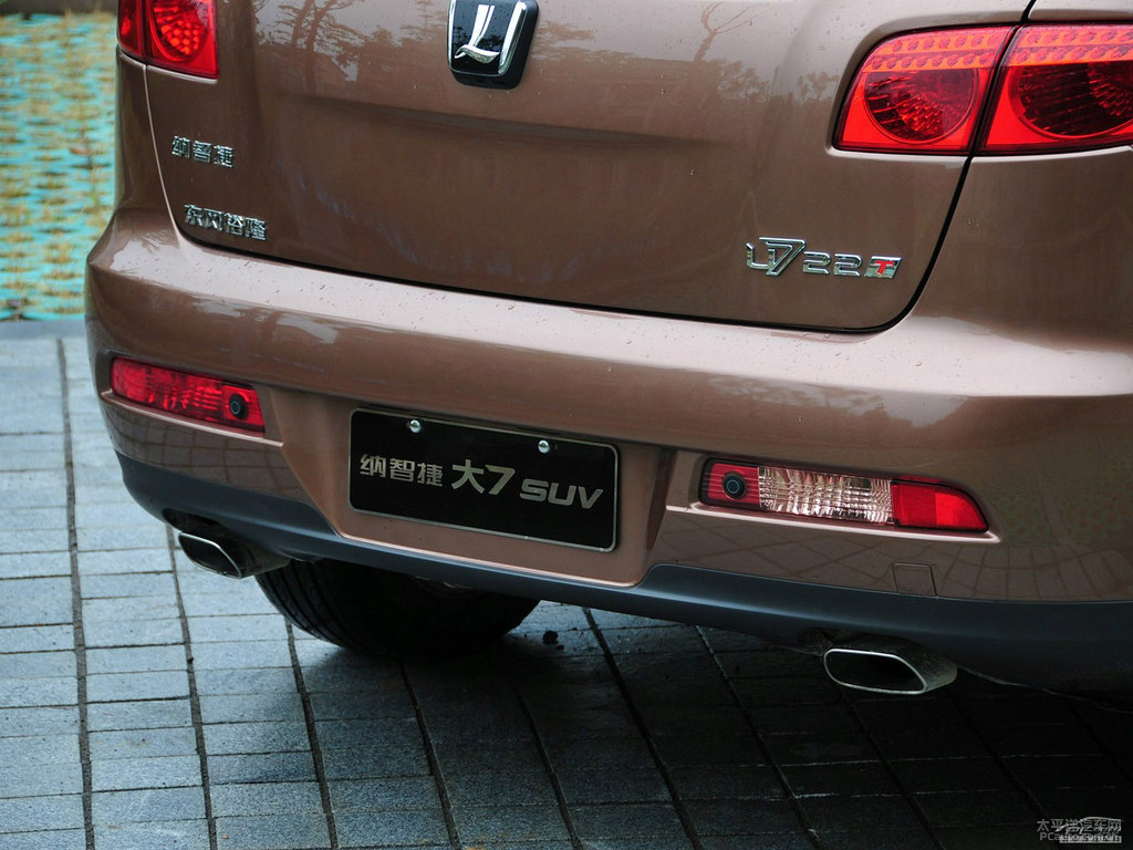 Kȼ{ǽݴ7 SUV^DƬ