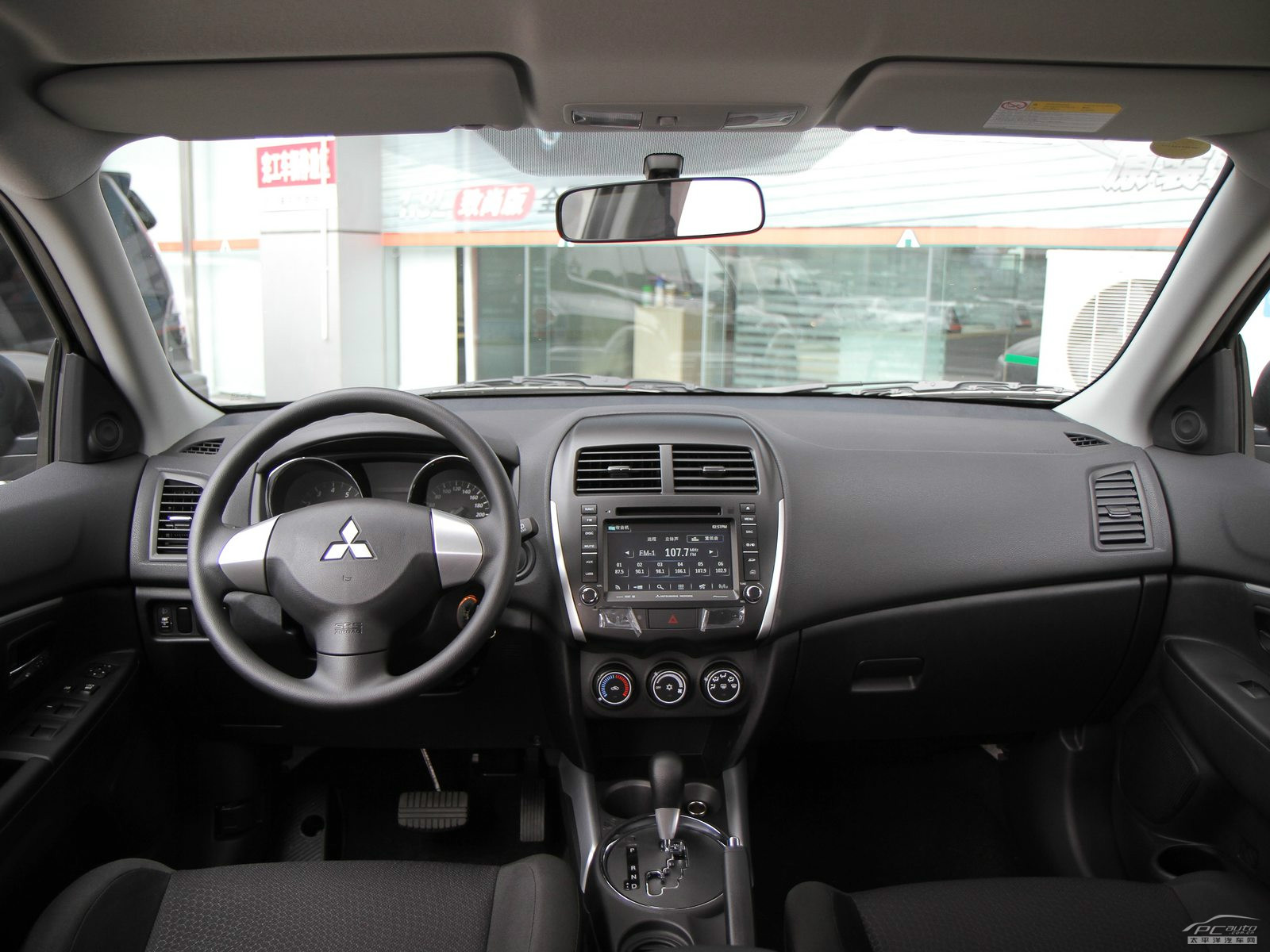 ASX勁炫(海外)內(nèi)飾高清大圖