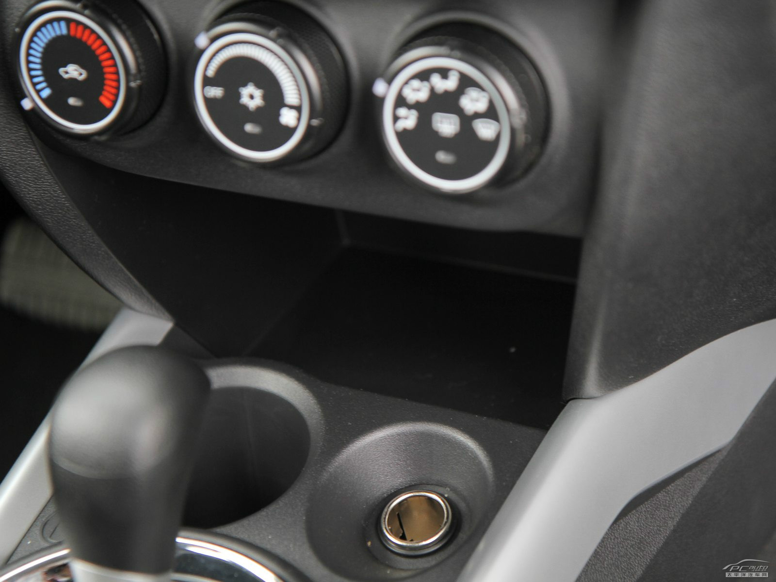 ASX勁炫(海外)空間高清大圖