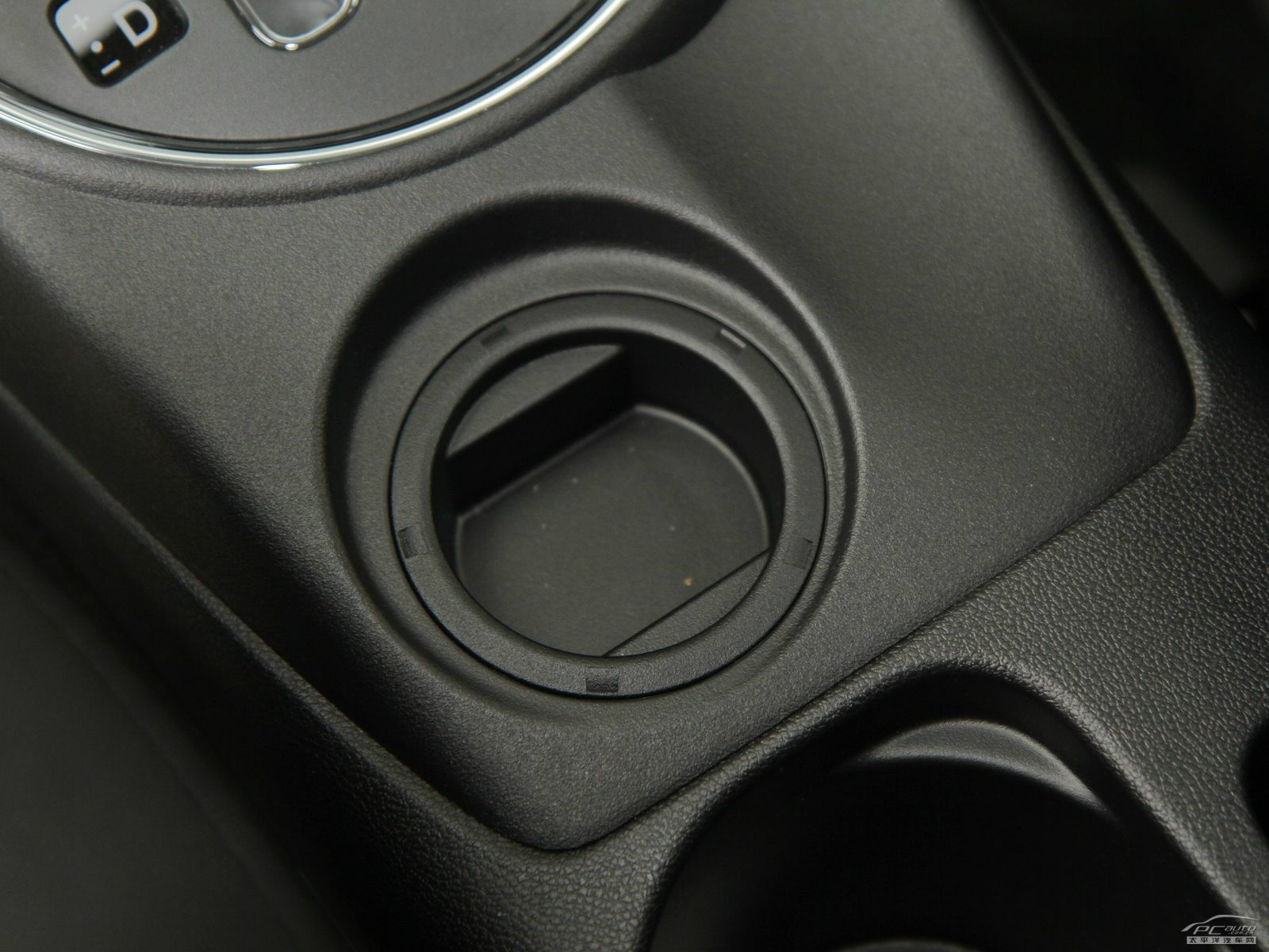 ASX勁炫(海外)空間高清大圖