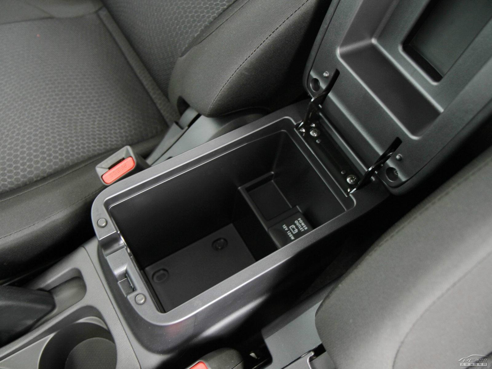 ASX勁炫(海外)空間高清大圖