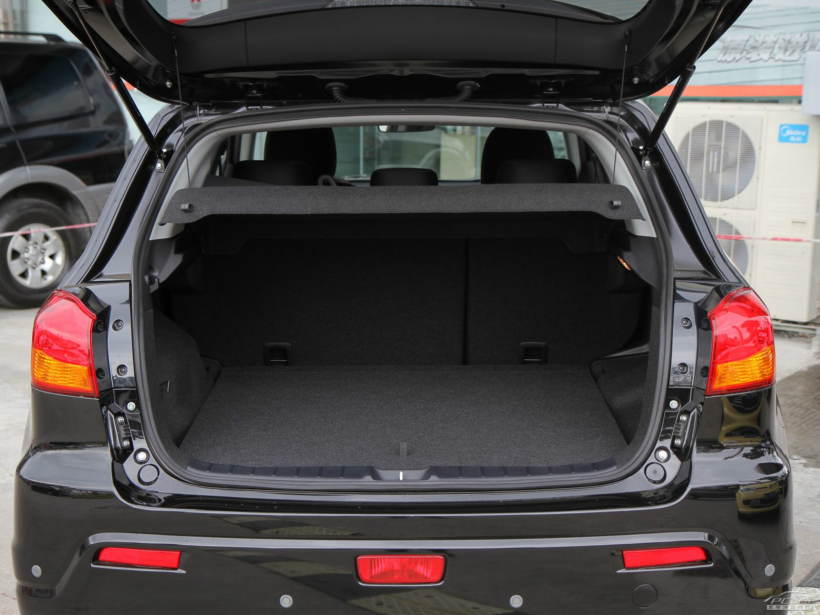 ASX勁炫(海外)空間高清大圖