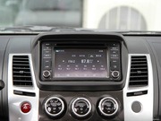 2011款 3.0L 豪華導(dǎo)航版 2011款 3.0L 豪華導(dǎo)航版