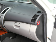 2011款 3.0L 豪華導(dǎo)航版 2011款 3.0L 豪華導(dǎo)航版