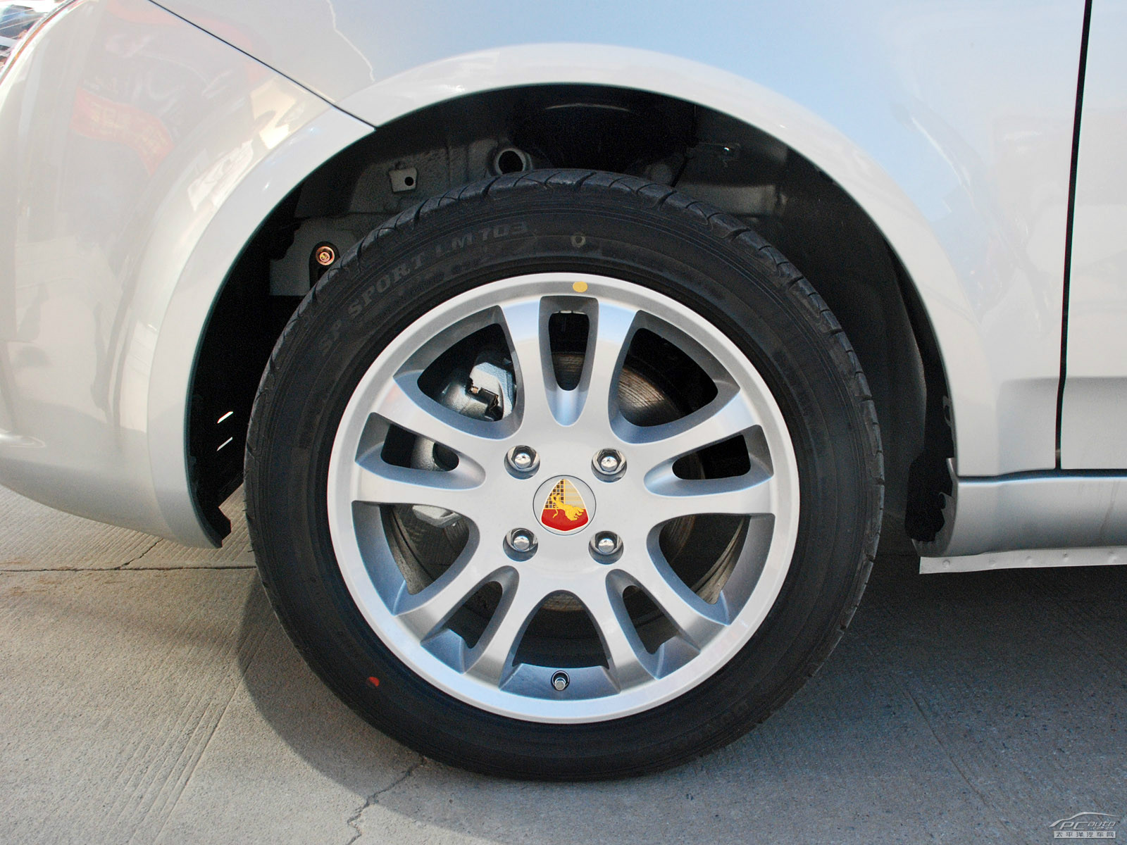 蓮花L5外觀高清大圖