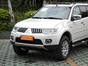 2011款 3.0L 豪華導(dǎo)航版 2011款 3.0L 豪華導(dǎo)航版