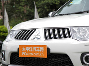 2011款 3.0L 豪華導(dǎo)航版 2011款 3.0L 豪華導(dǎo)航版