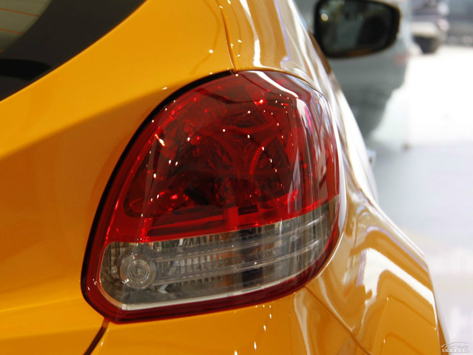 Veloster外觀高清大圖
