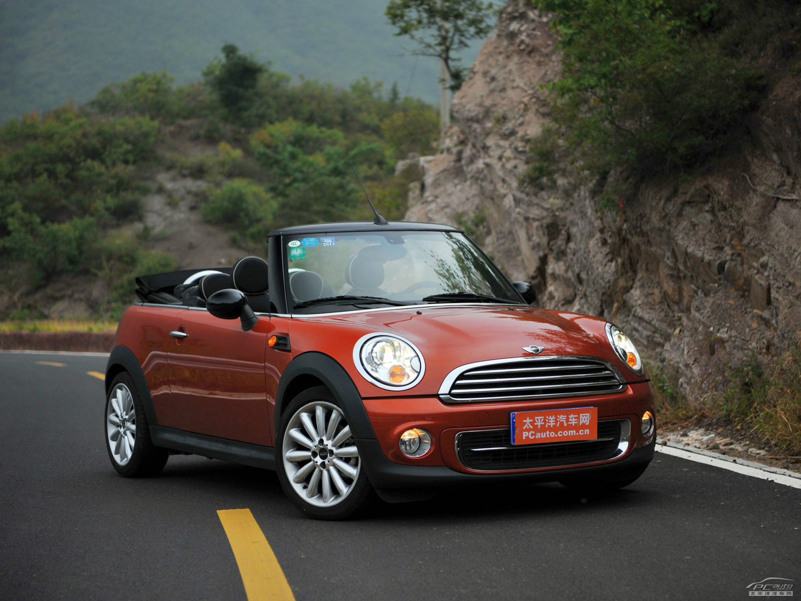 MINI CABRIO外觀高清大圖