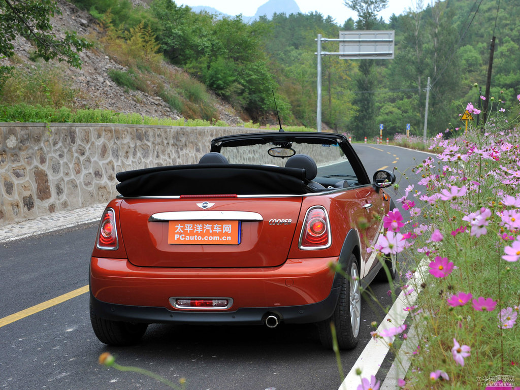 ɫMINI CABRIO܇^^DƬ