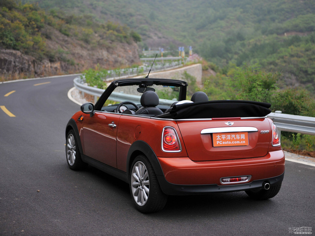 ɫMINI CABRIO܇^^DƬ