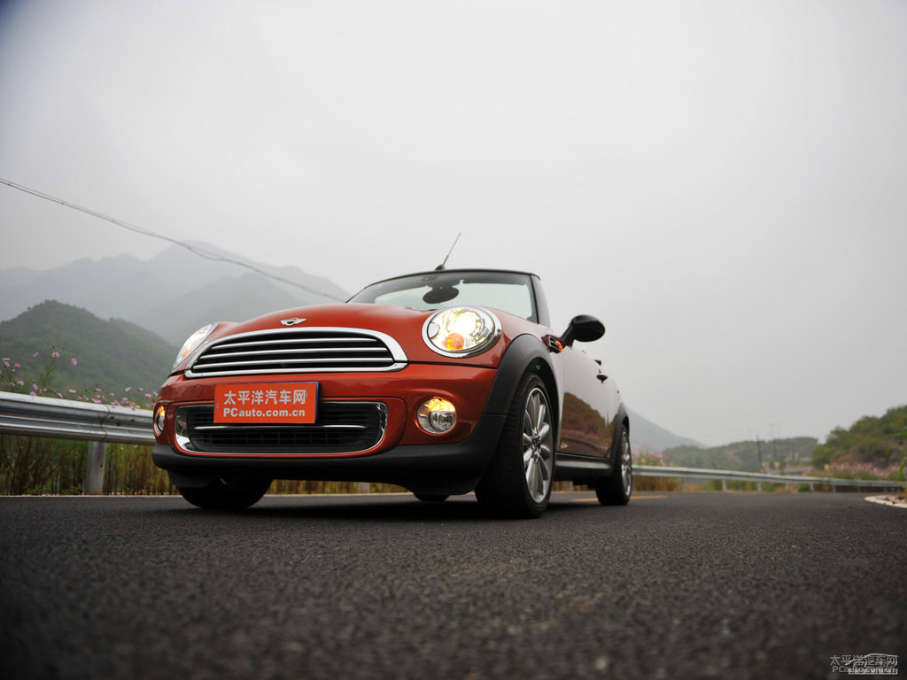 ɫMINI CABRIO܇^^DƬ