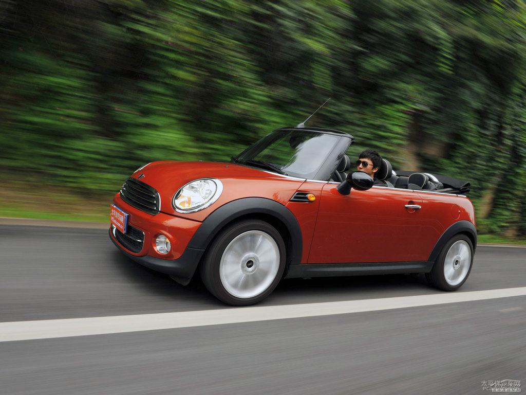 ɫMINI CABRIO܇^^DƬ