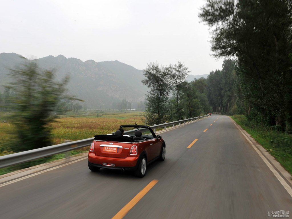 ɫMINI CABRIO܇^^DƬ
