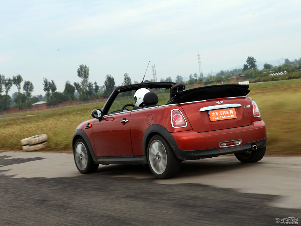 ɫMINI CABRIO܇^^DƬ