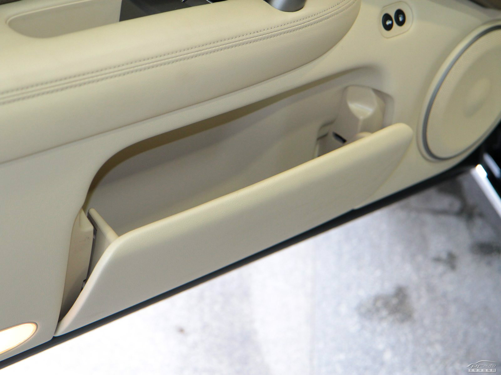 謳歌RL空間高清大圖