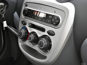 2010款 1.0L 手動 尊貴型 2010款 1.0L 手動 尊貴型