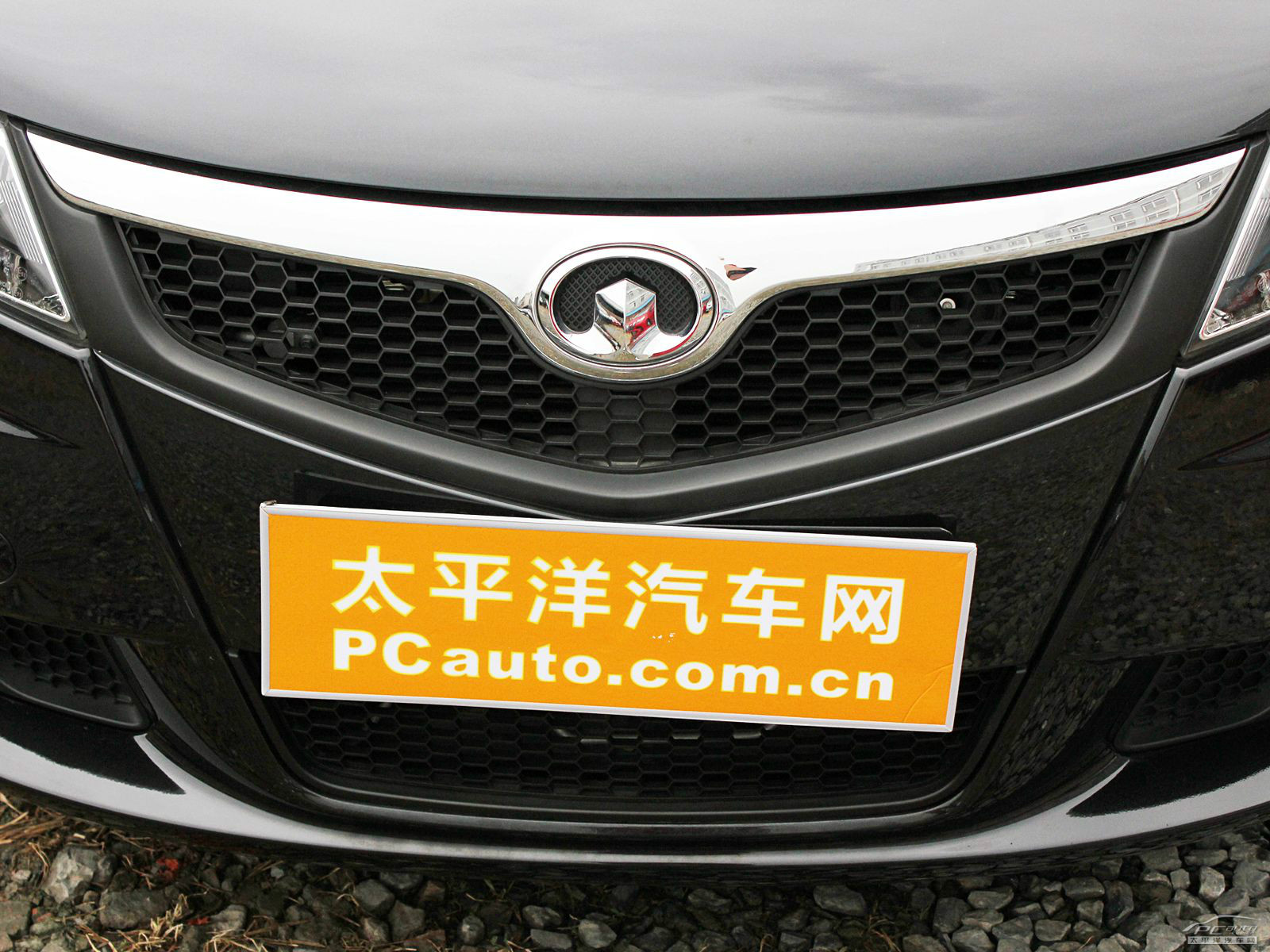 凌傲外觀高清大圖