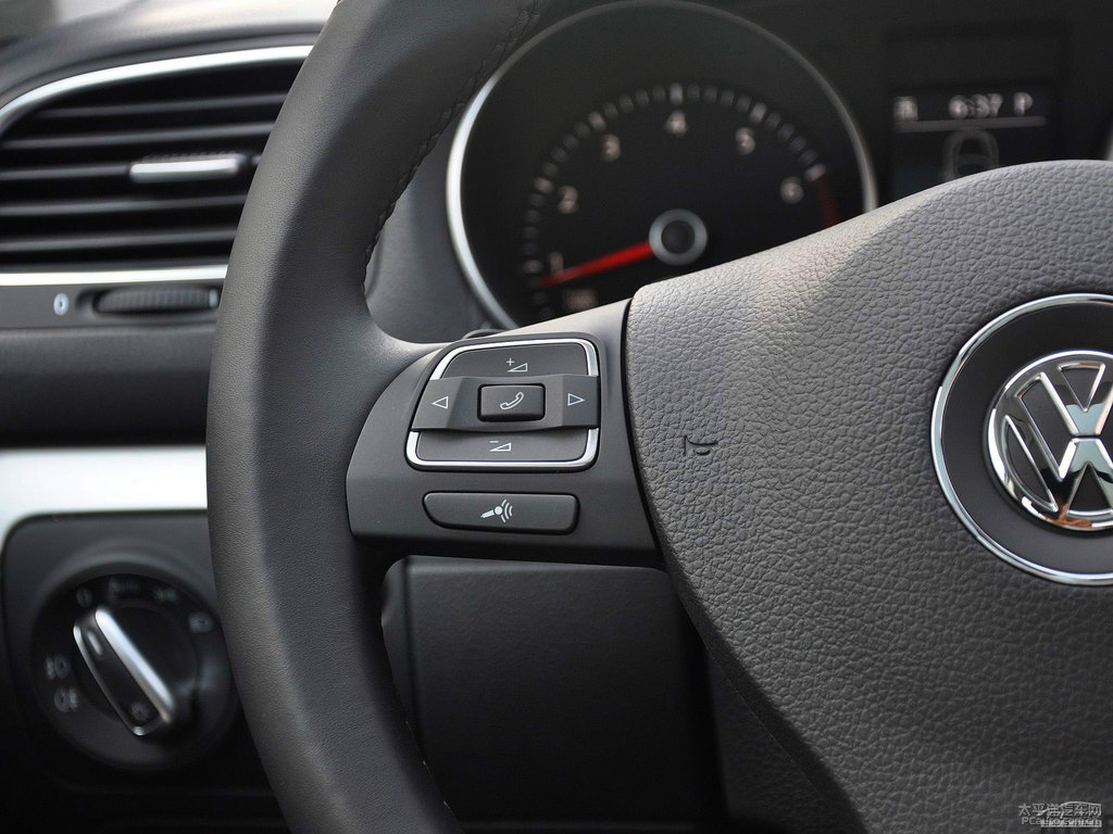 ǹ׸ߠ(M(jn))п؃(ni)DƬ