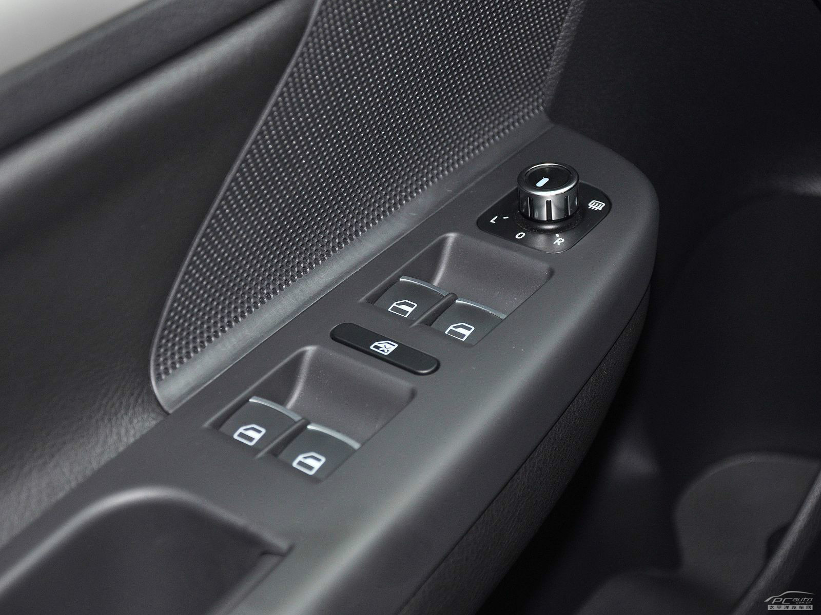 高爾夫(進(jìn)口)內(nèi)飾高清大圖