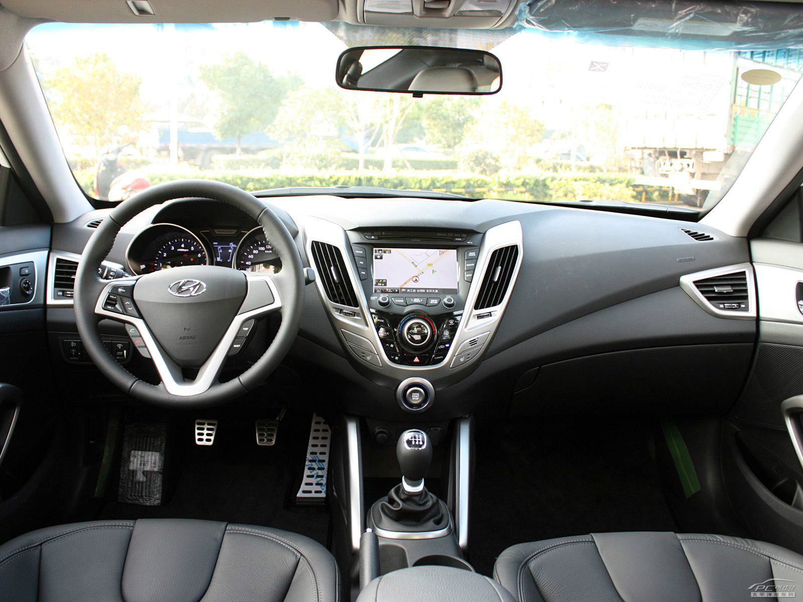 Veloster內(nèi)飾高清大圖