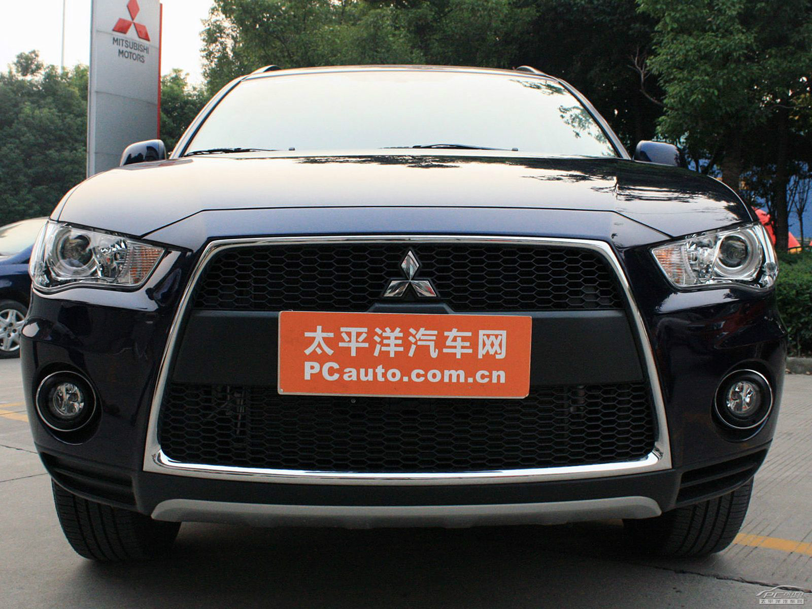 歐藍(lán)德EX外觀高清大圖