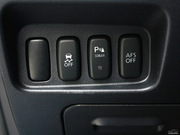 2010 Ž 2.0L \(yn)(dng)