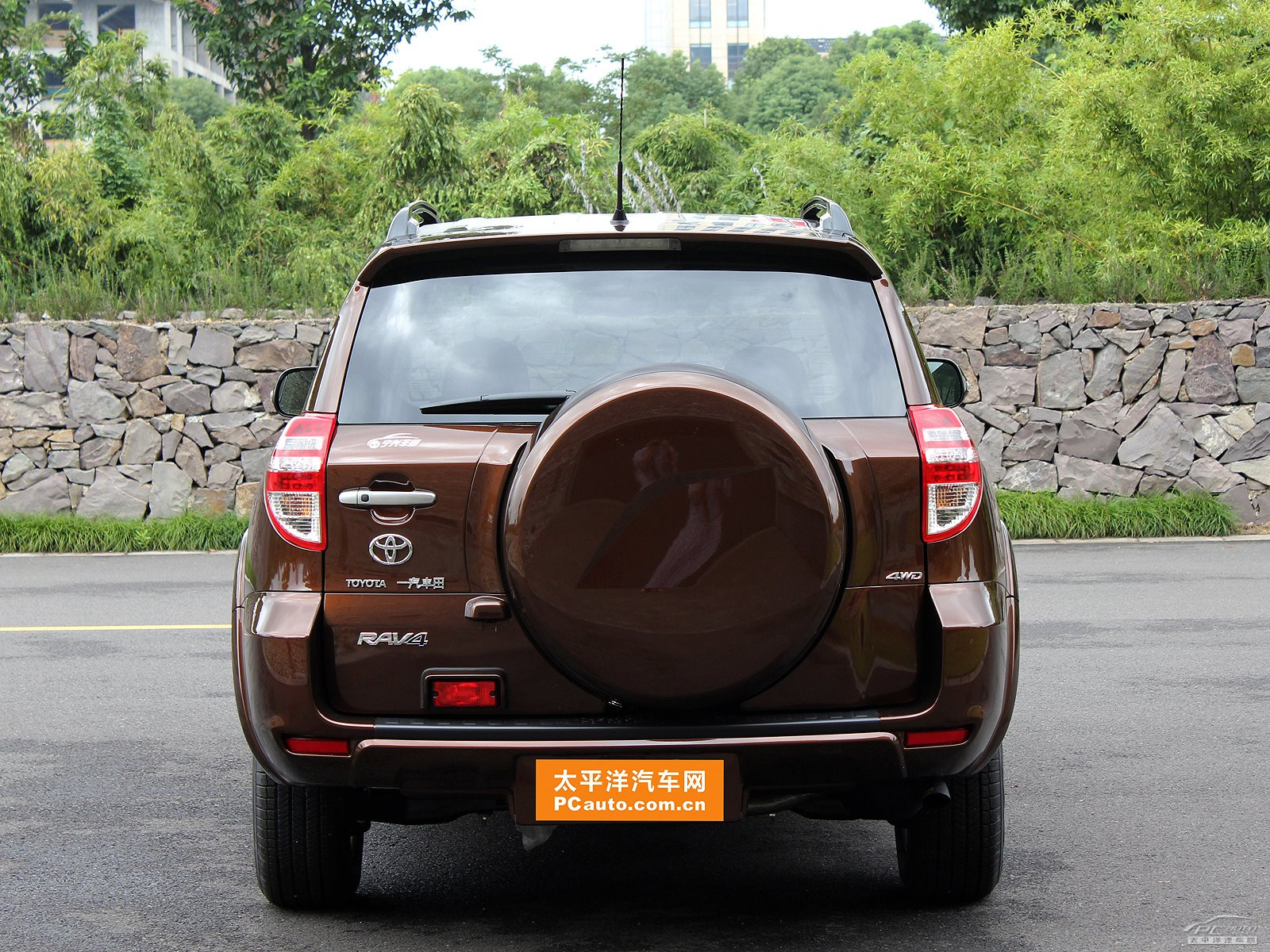RAV4榮放外觀高清大圖