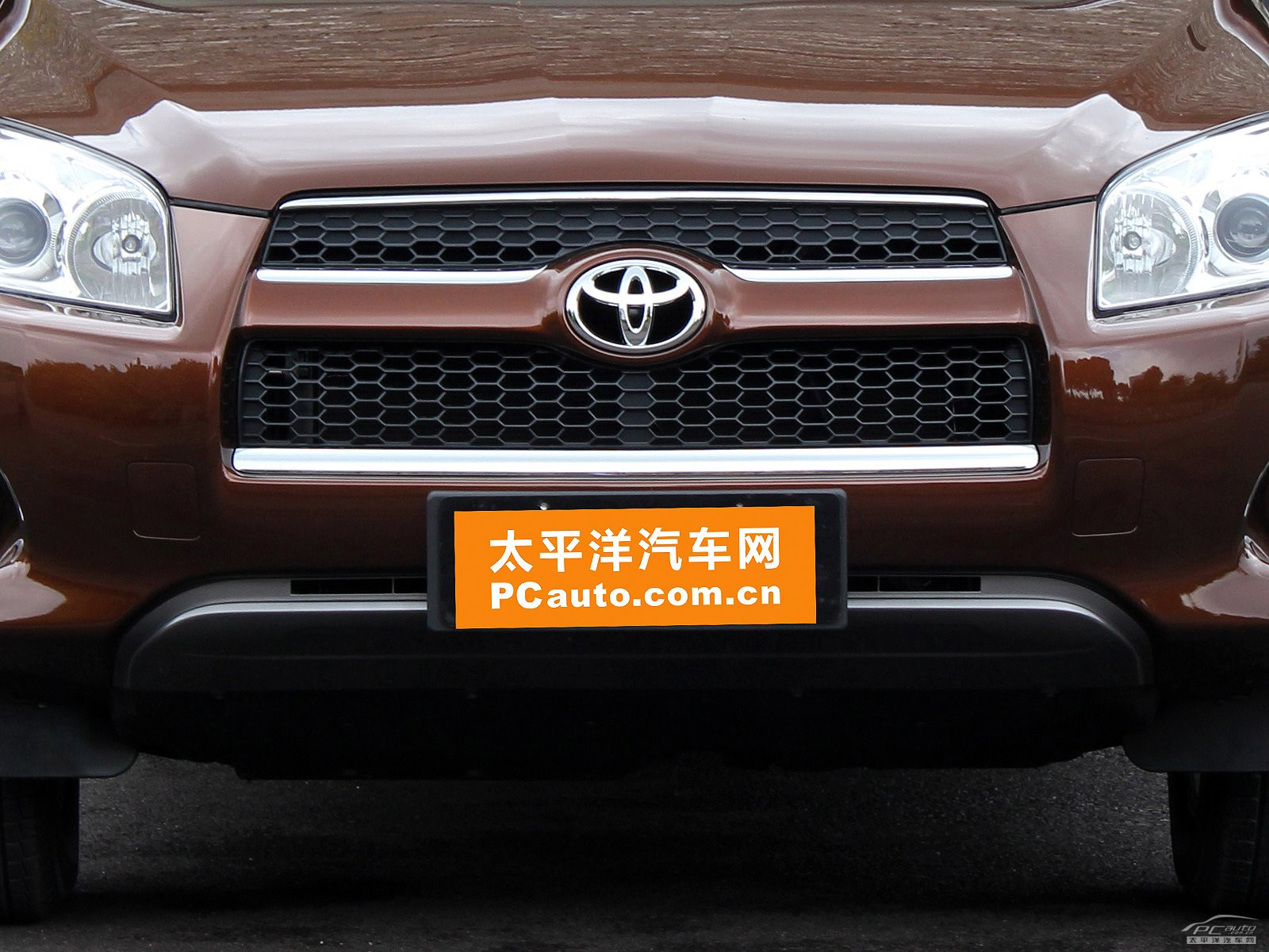 RAV4榮放外觀高清大圖