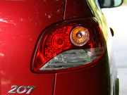 2011  1.6L Ԅ(dng) Ʒ(l)