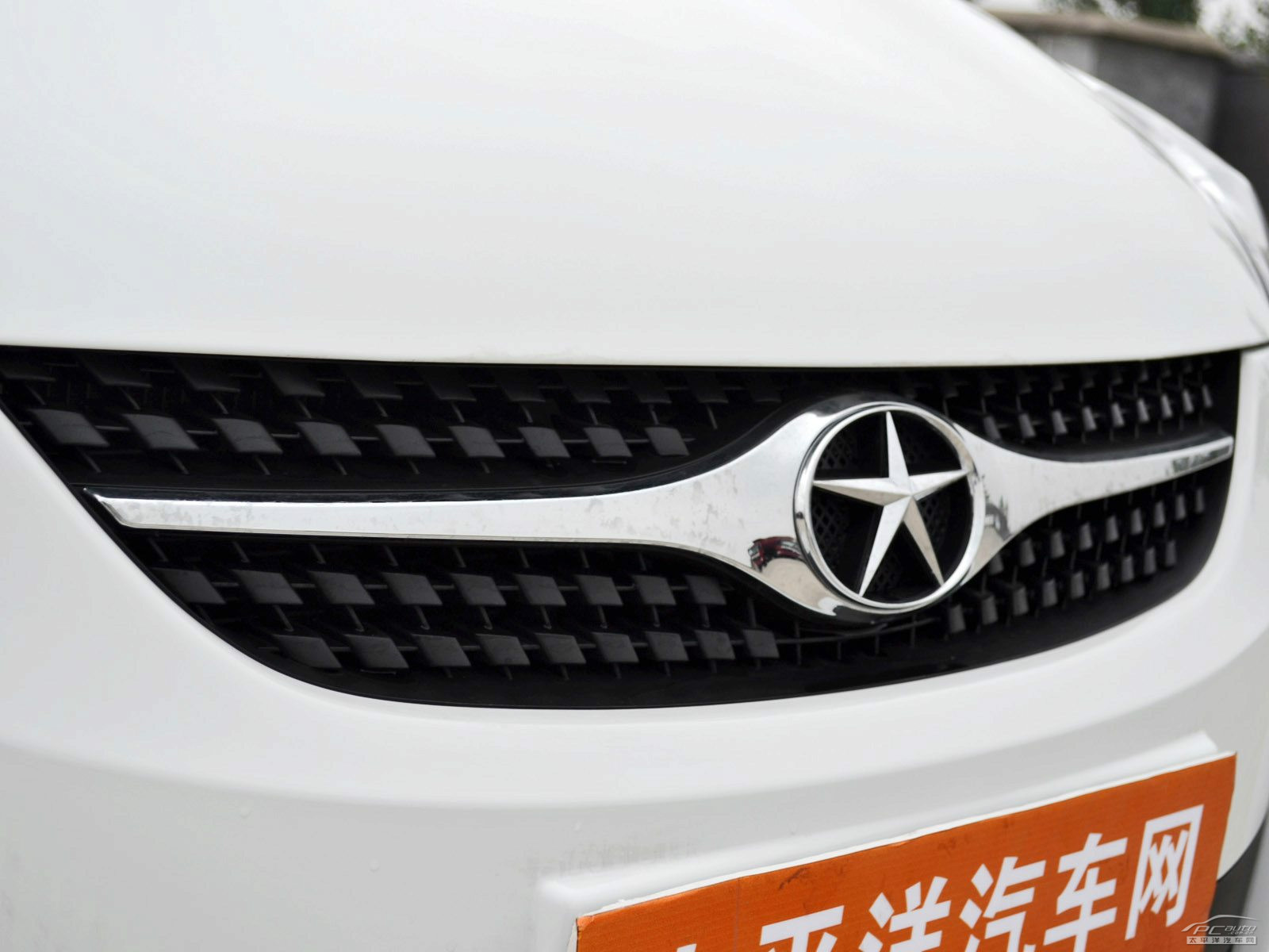 瑞風(fēng)M2外觀高清大圖