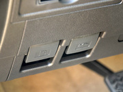 2010款 4.0L VX 自動 2010款 4.0L VX 自動