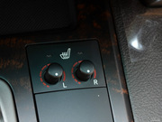 2010款 4.0L VX 自動 2010款 4.0L VX 自動