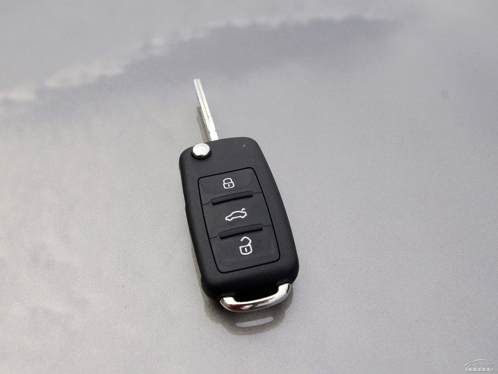 帕薩特細(xì)節(jié)高清大圖