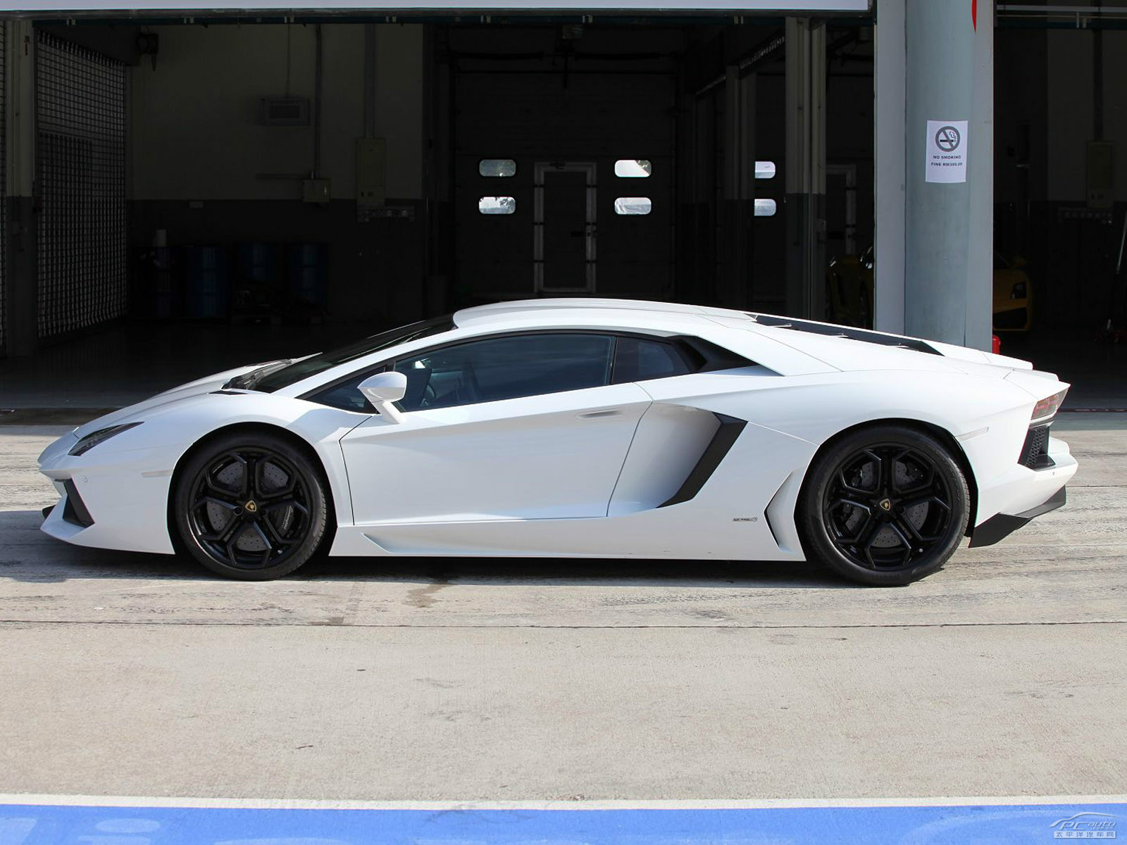 Aventador外觀高清大圖
