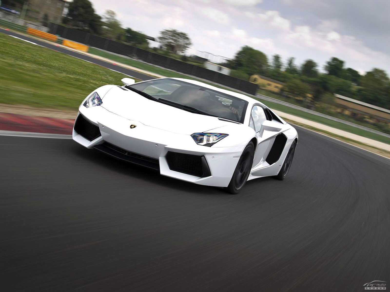 Aventador外觀高清大圖